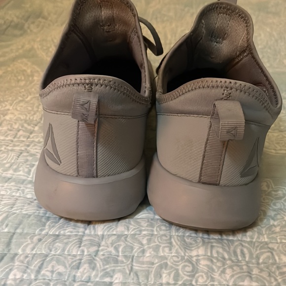 Reebok running shoes - Picture 4 of 4